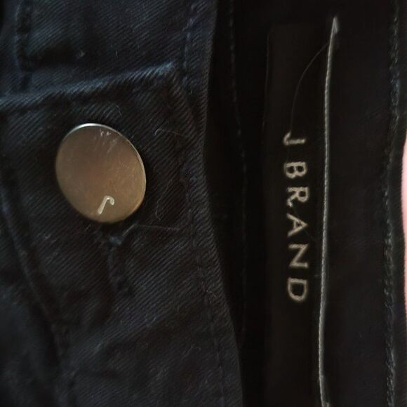 * * JBRAND BLACK BUCKLE JEANS Final Discount - Picture 6 of 13